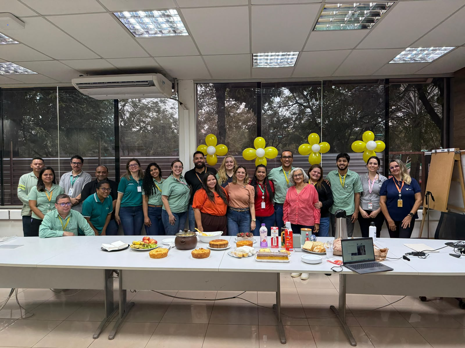 Participantes do encontro De Mãe em Mãe — Encontro realizado na Vale · Unidade São Luís